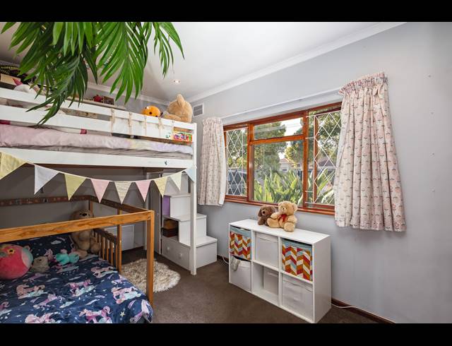 4 BEDROOM FREEHOLD FOR SALE IN TABLE VIEW